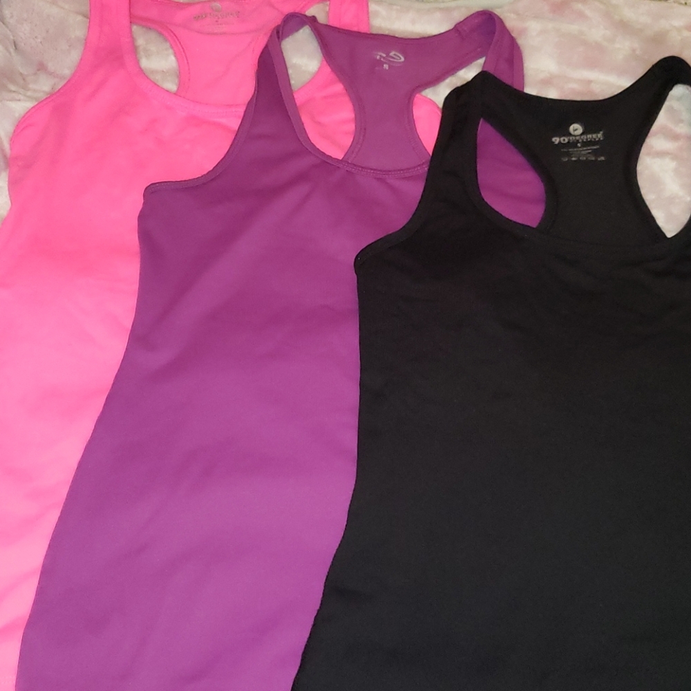 3 tanks